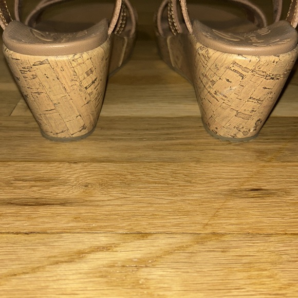 Skechers Brown Wedge Sandals 8.5 - Picture 4 of 8
